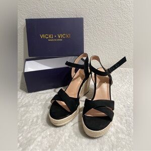 Black Women's Sandals